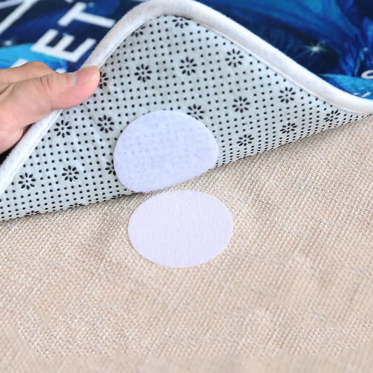 Universal Sofa & Quilt Holding Sticker Trekk&Cover