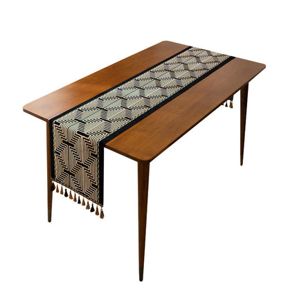 Inga - Table Runner
